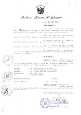 Resolución Jefatural N° 107-1992/AGN/J
